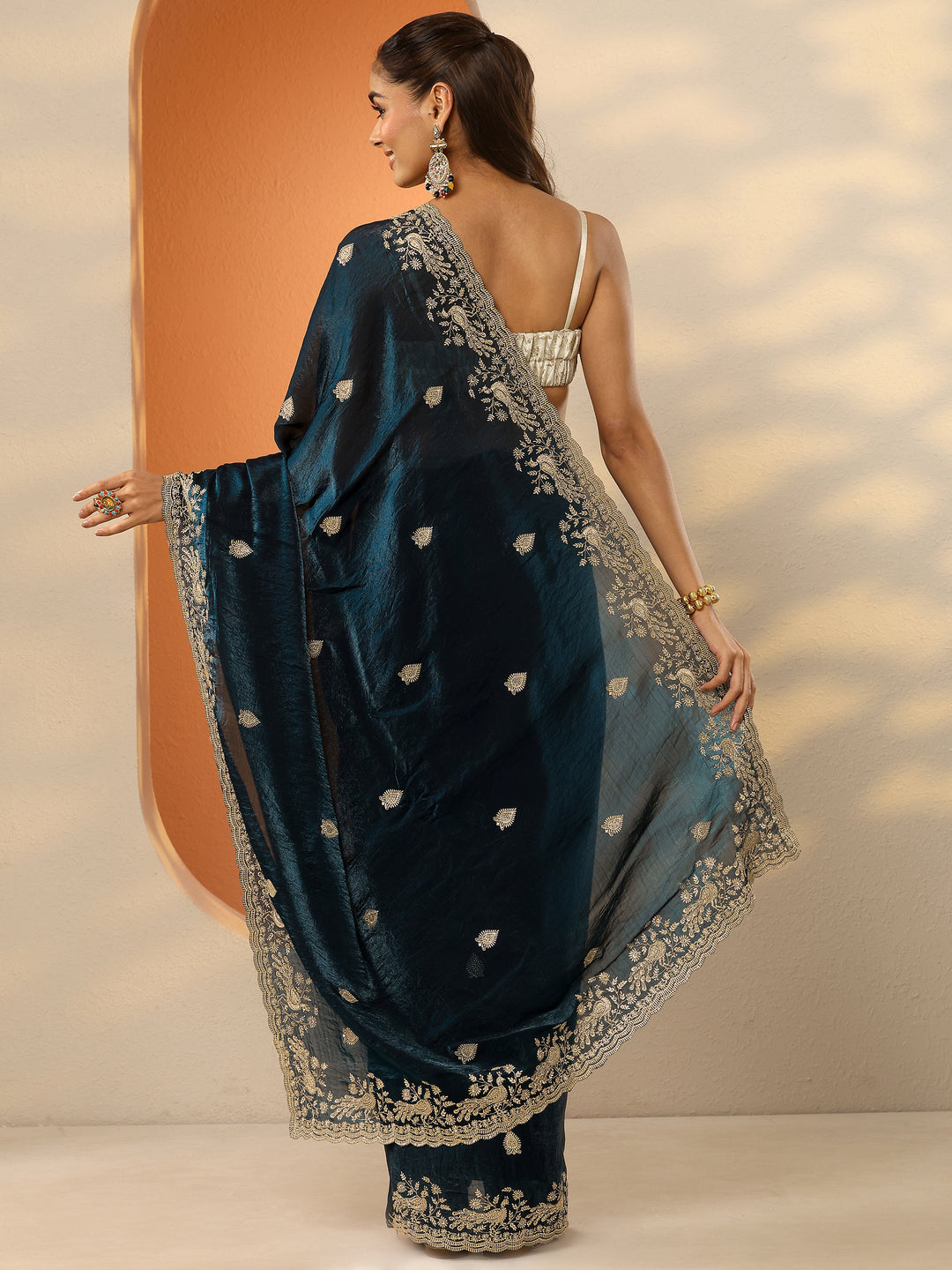 Teal Embroidered Organza Saree With Unstitched Blouse Piece