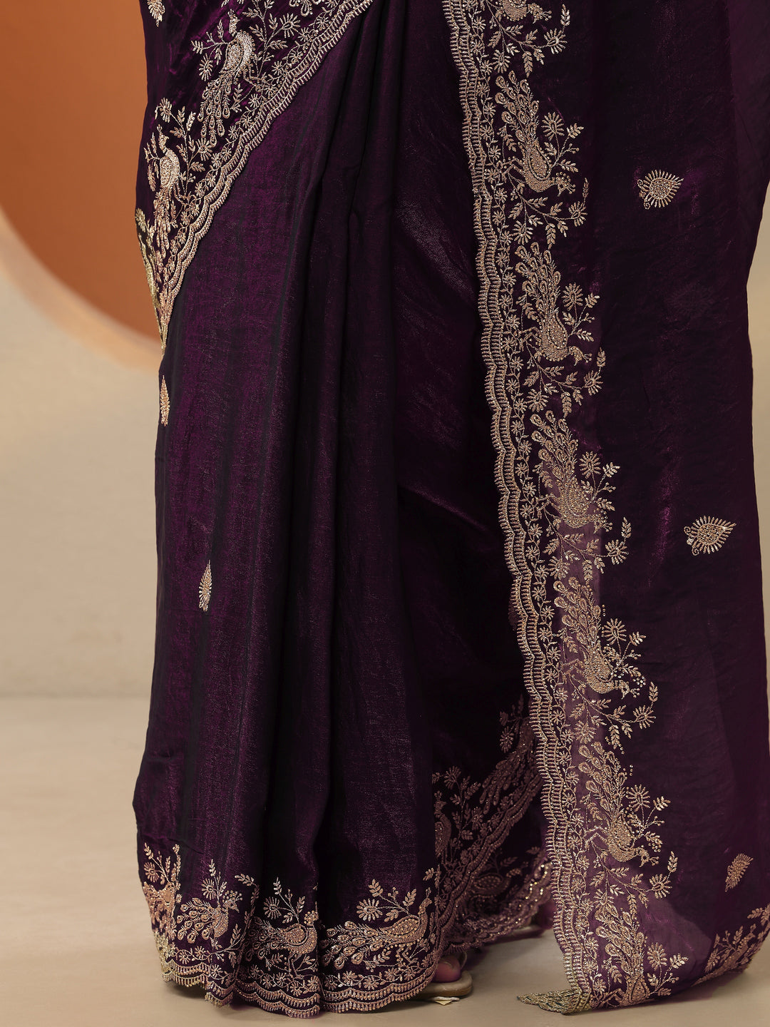 Magenta Embroidered Organza Saree With Unstitched Blouse Piece