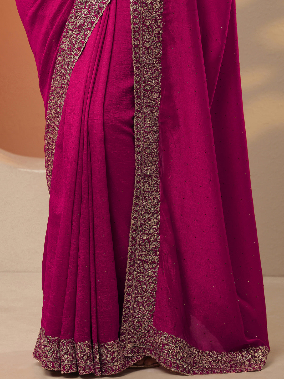 Pink Embellished Silk Blend Saree With Unstitched Blouse Piece