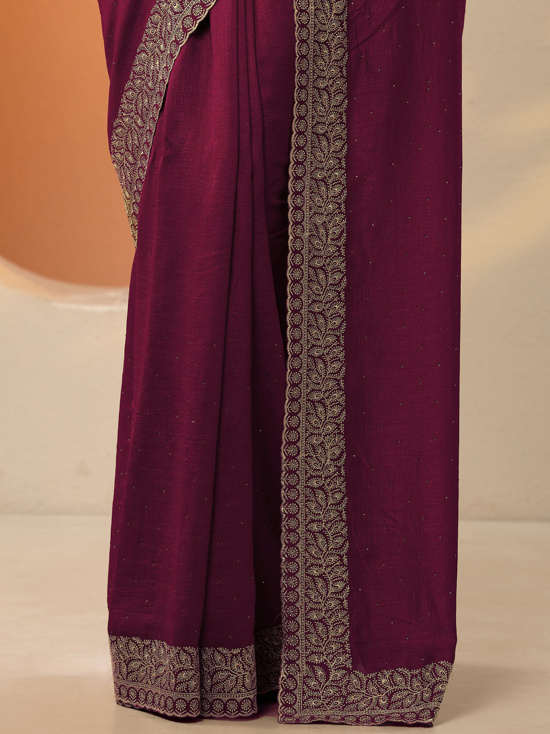 Maroon Embellished Silk Blend Saree With Unstitched Blouse Piece