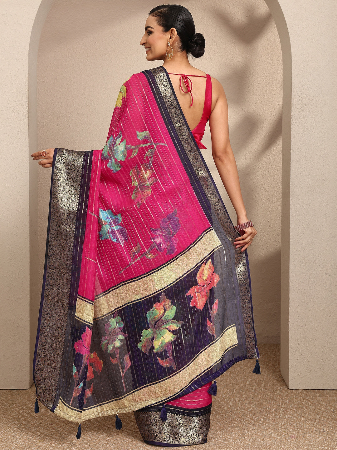 Pink Woven Design Silk Blend Saree With Unstitched Blouse Piece