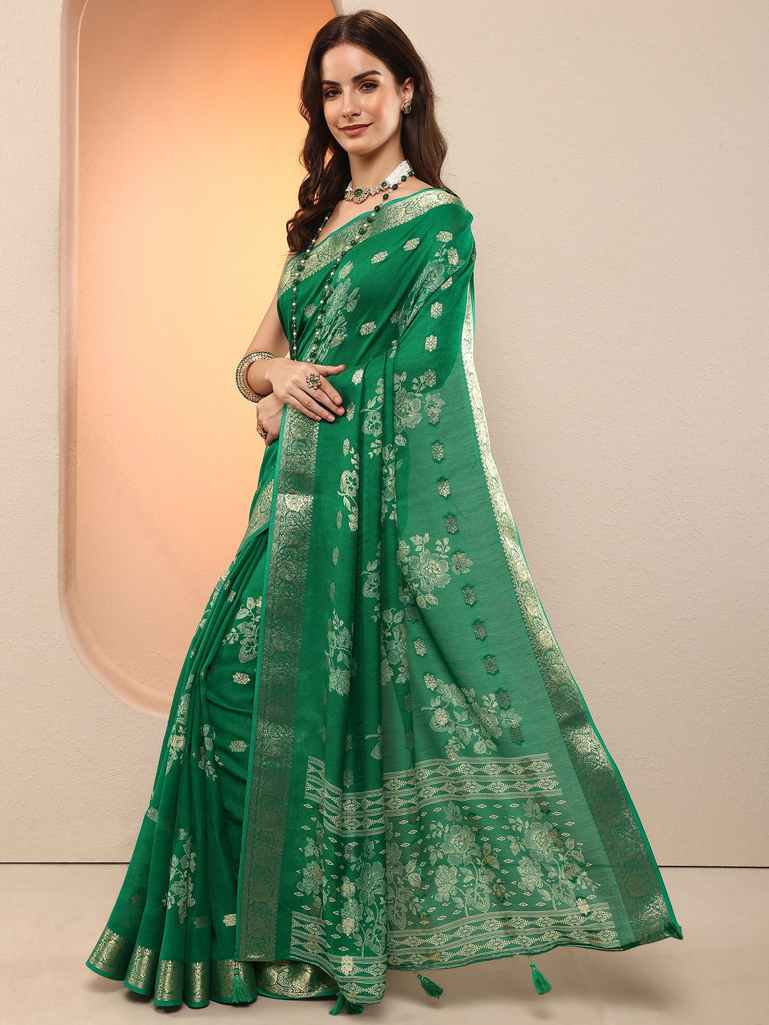 Green Woven Design Silk Blend Saree With Unstitched Blouse Piece