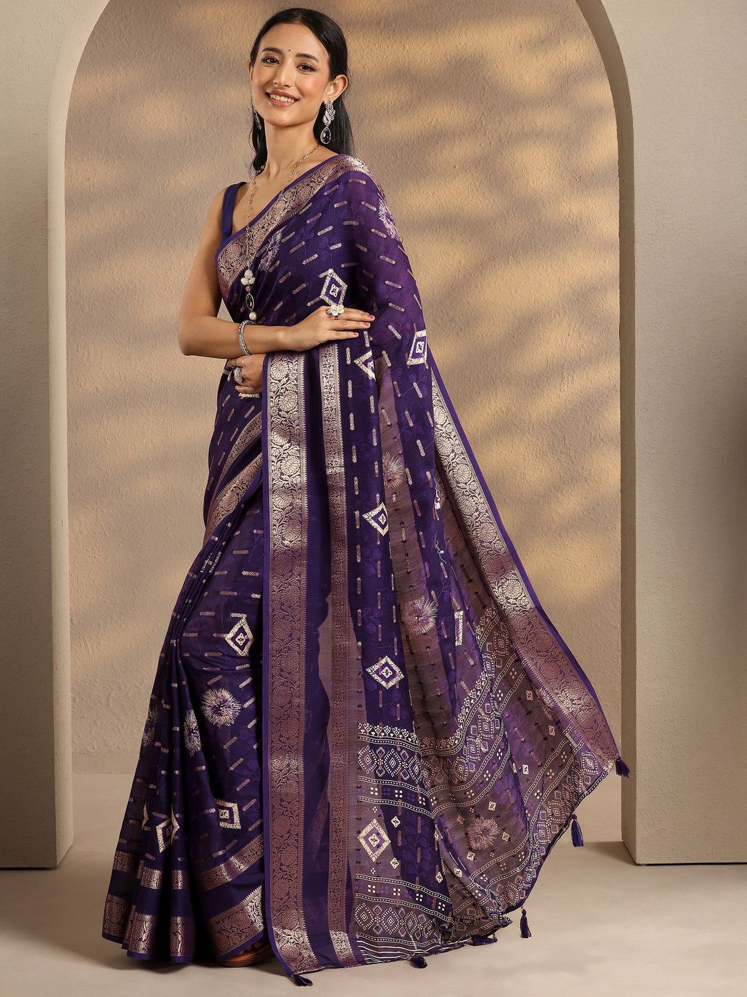 Purple Woven Design Silk Blend Saree With Unstitched Blouse Piece