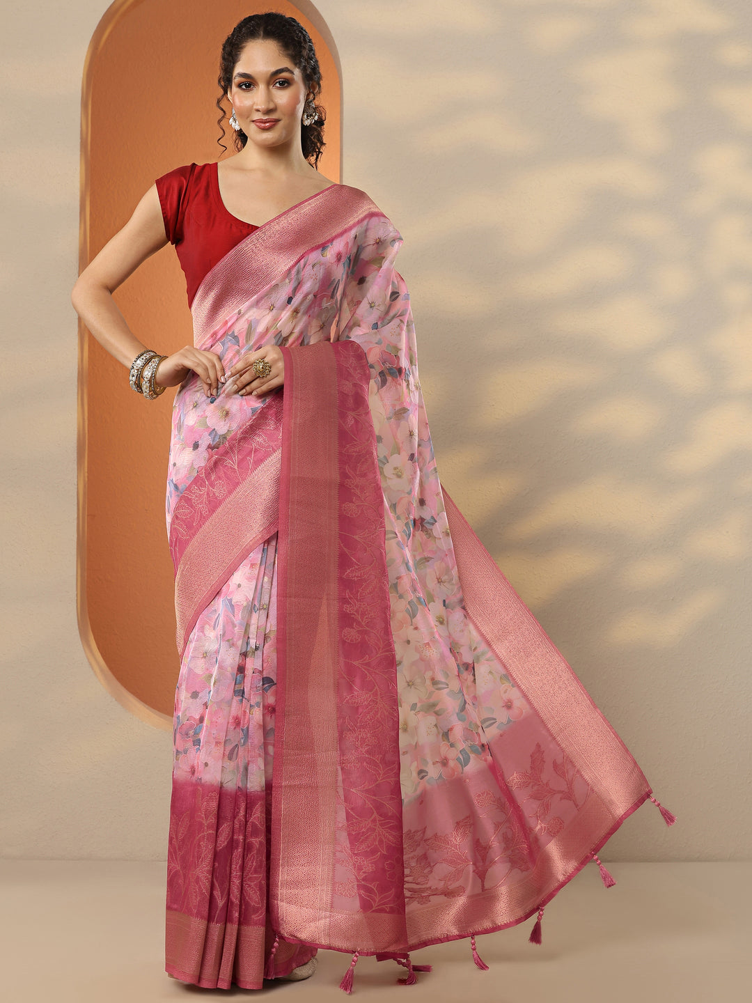Pink Printed Organza Saree With Unstitched Blouse Piece