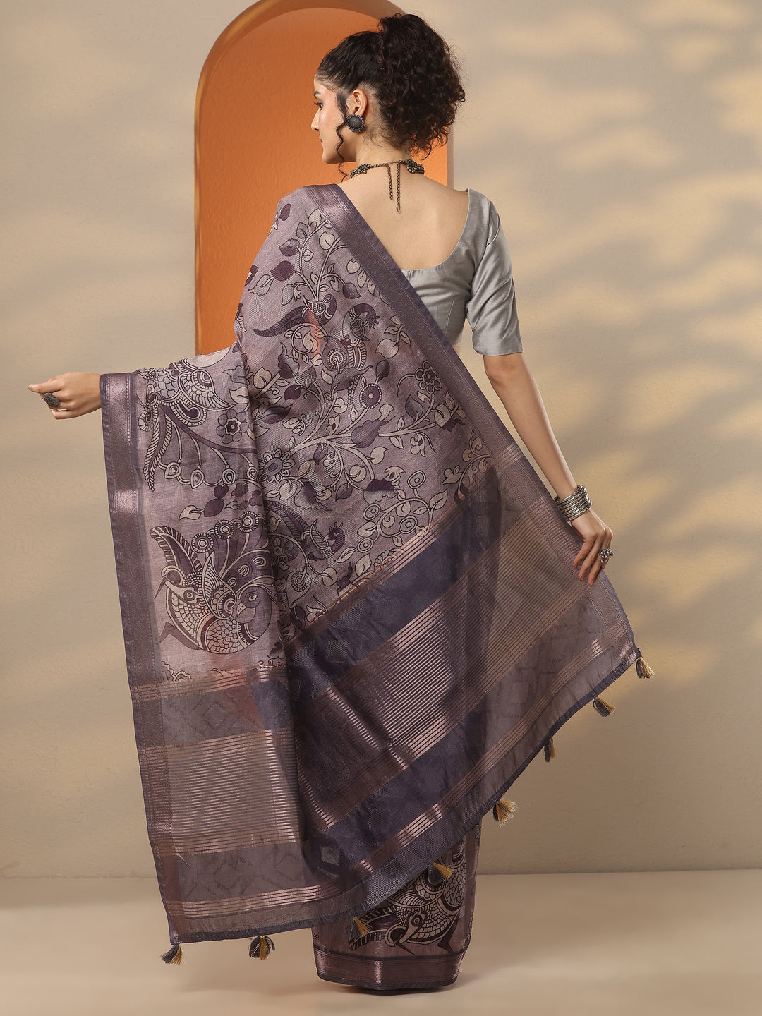 Taupe Printed Silk Blend Saree With Unstitched Blouse Piece
