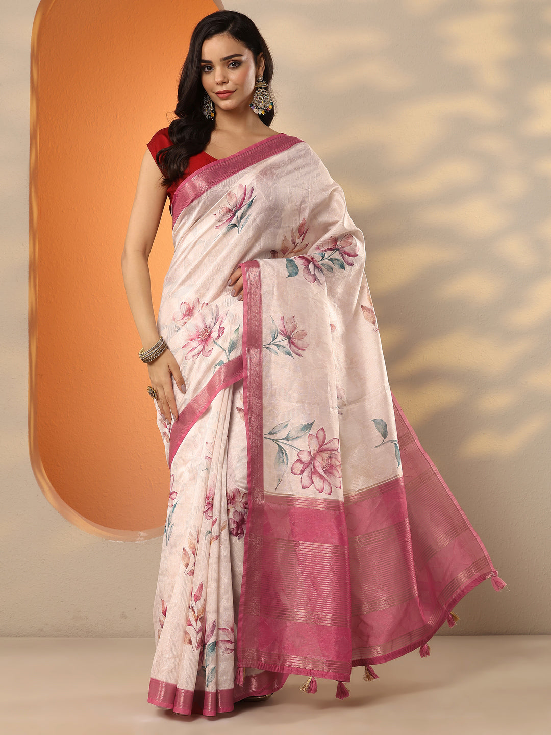 Off White Printed Silk Blend Saree With Unstitched Blouse Piece