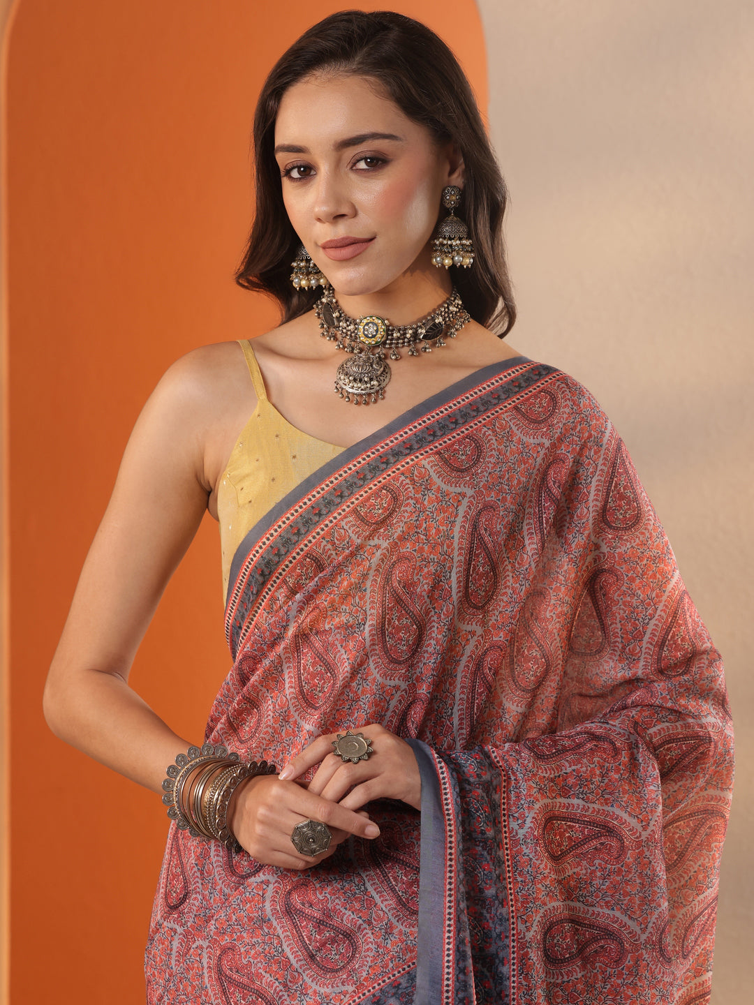 Grey Printed Silk Blend Saree With Unstitched Blouse Piece