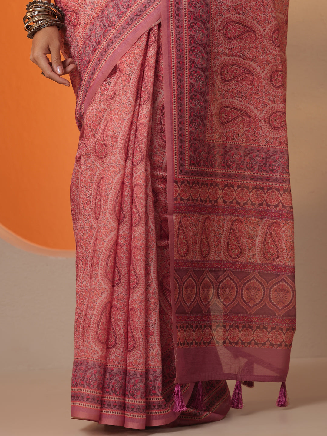 Pink Printed Silk Blend Saree With Unstitched Blouse Piece