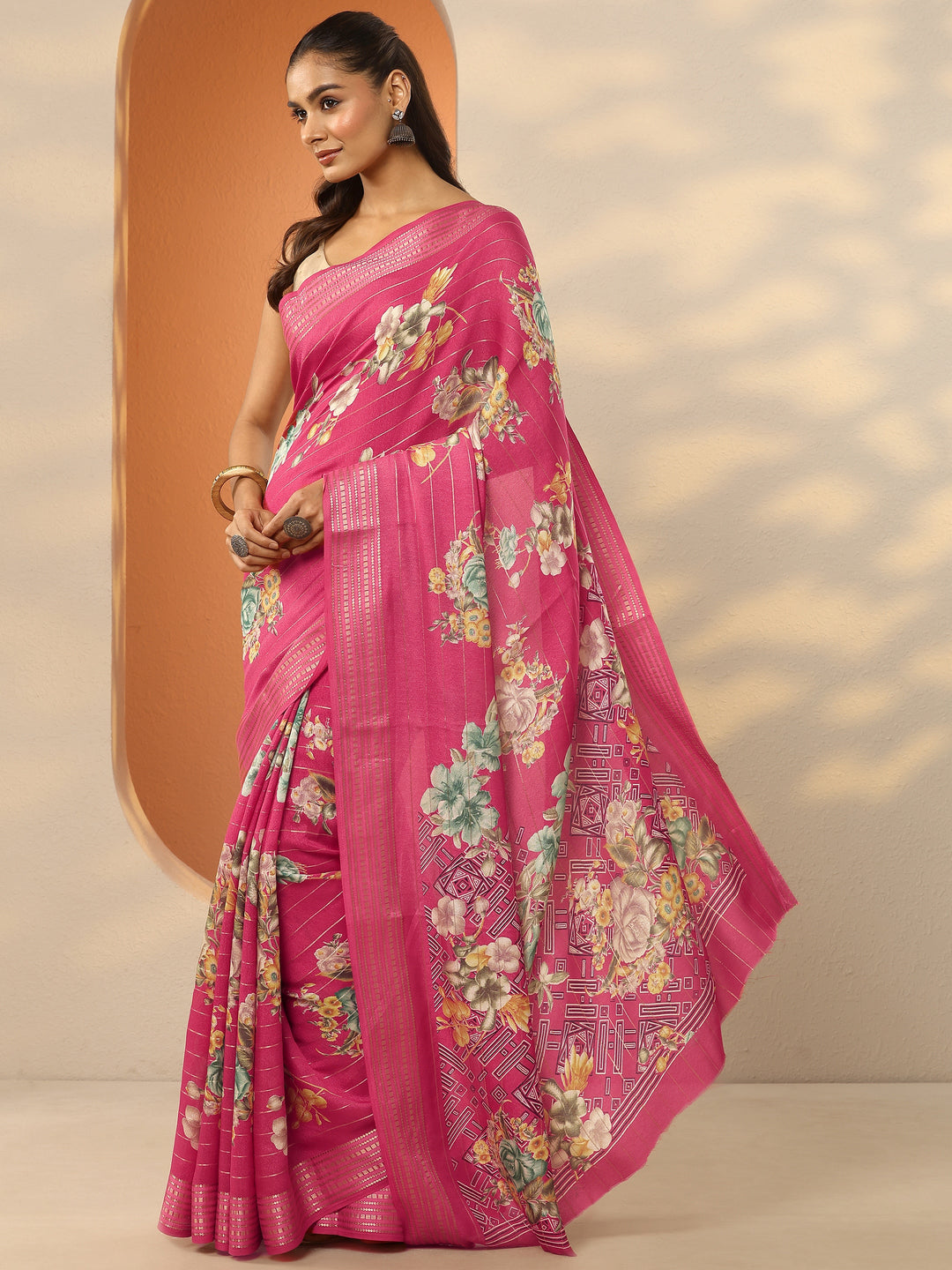 Pink Printed Silk Blend Saree With Unstitched Blouse Piece