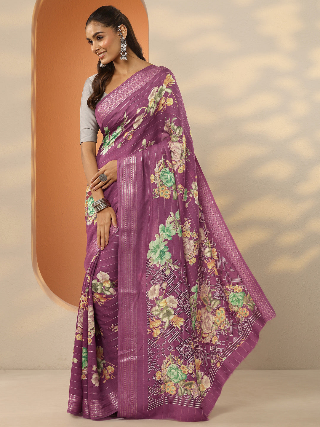 Burgundy Printed Silk Blend Saree With Unstitched Blouse Piece