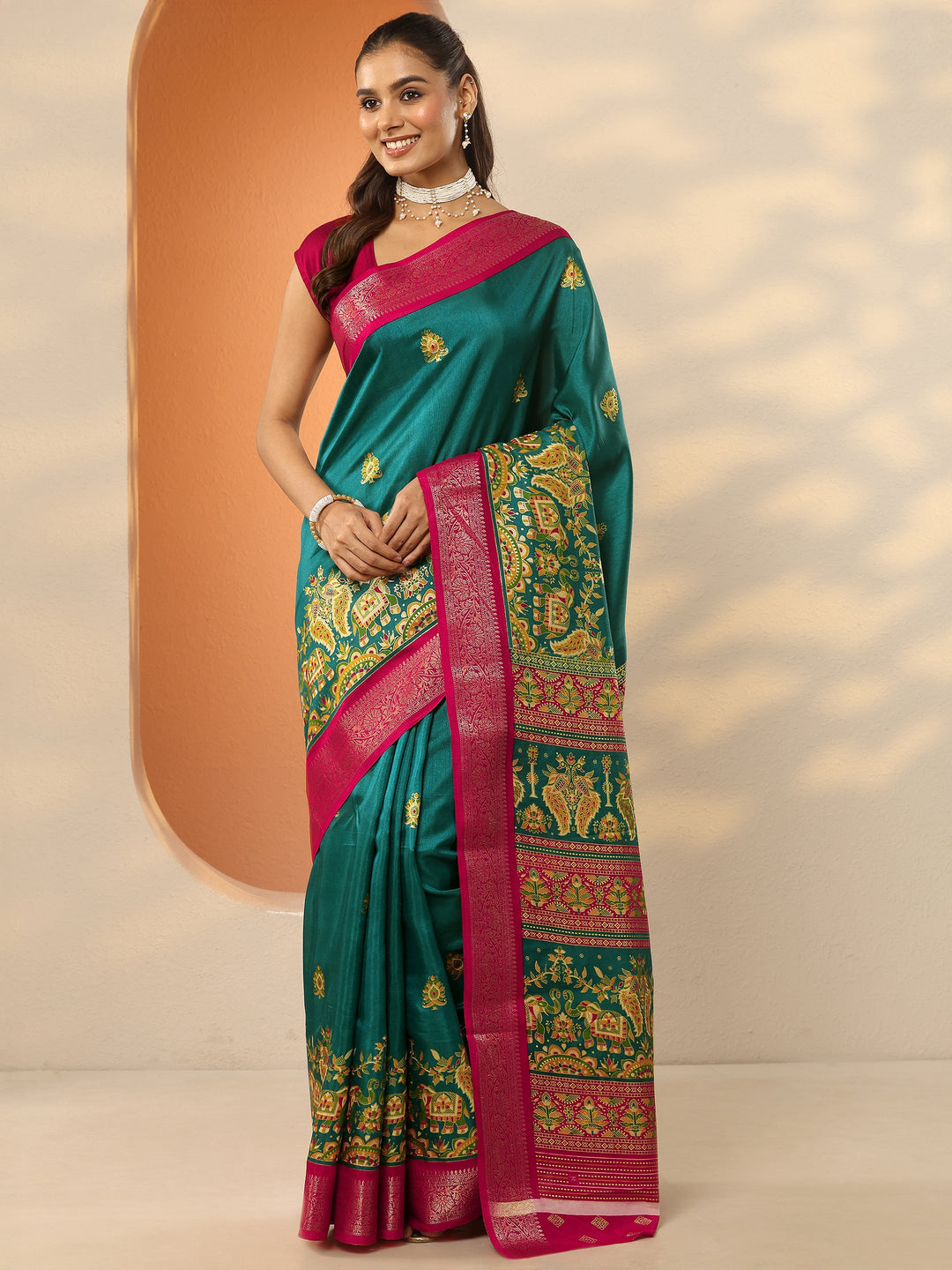 Teal Printed Silk Blend Saree With Unstitched Blouse Piece