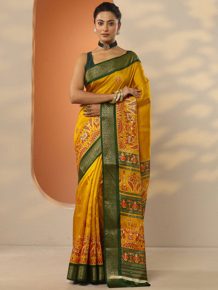 Mustard Printed Silk Blend Saree With Unstitched Blouse Piece