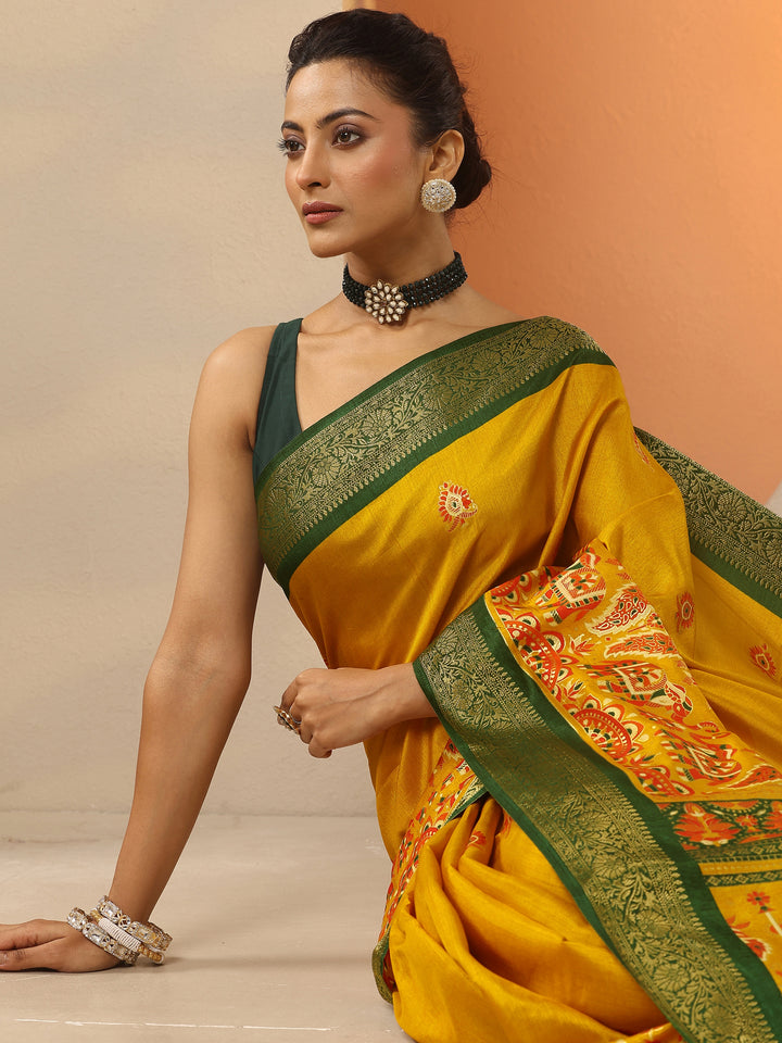 Mustard Printed Silk Blend Saree With Unstitched Blouse Piece
