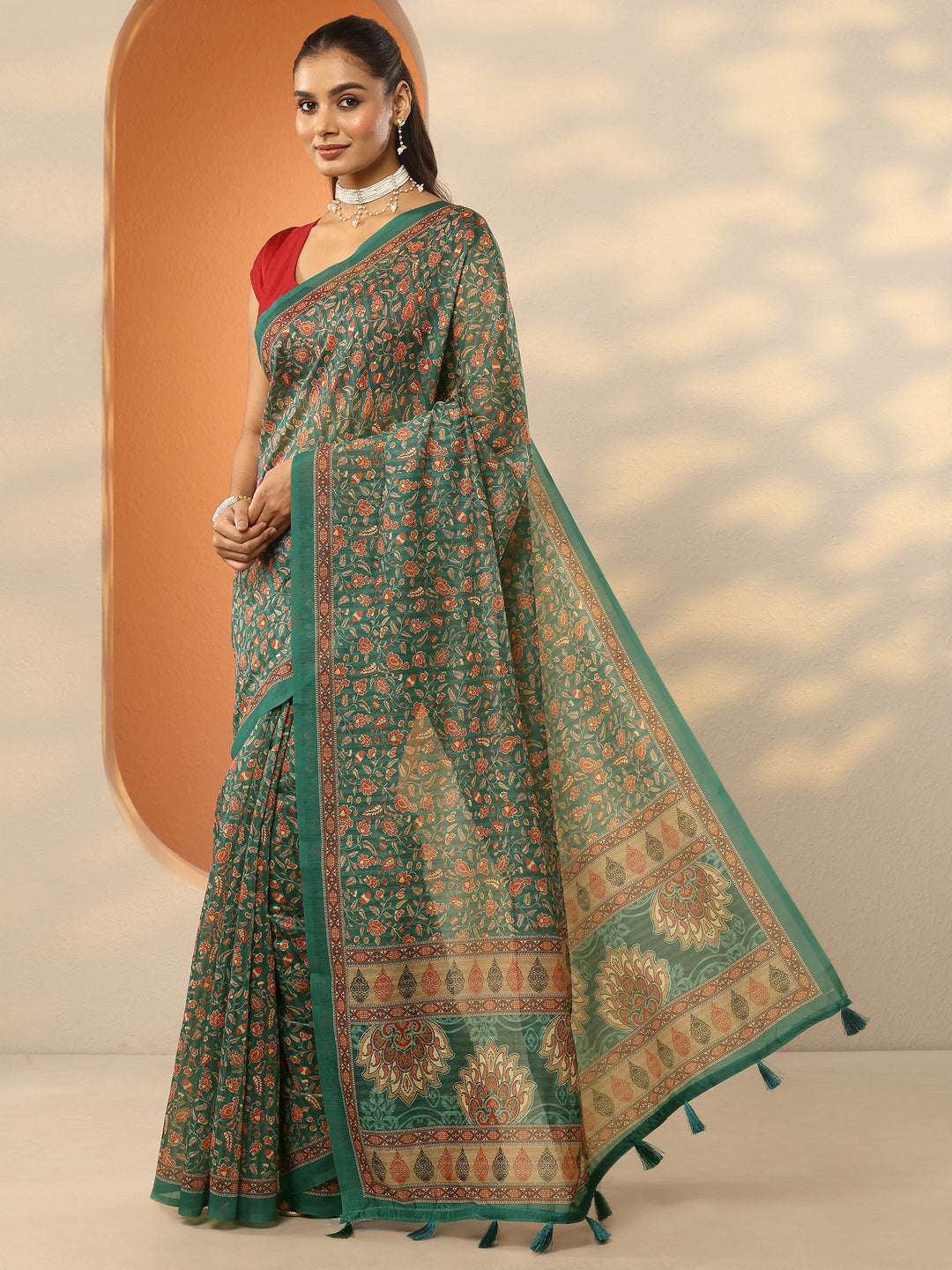 Green Printed Silk Blend Saree With Unstitched Blouse Piece