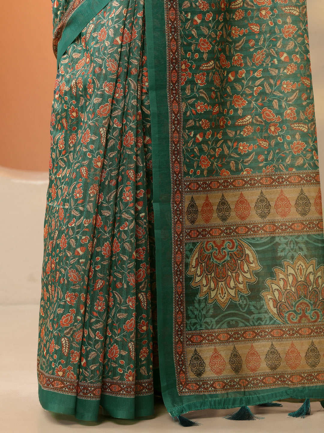Green Printed Silk Blend Saree With Unstitched Blouse Piece