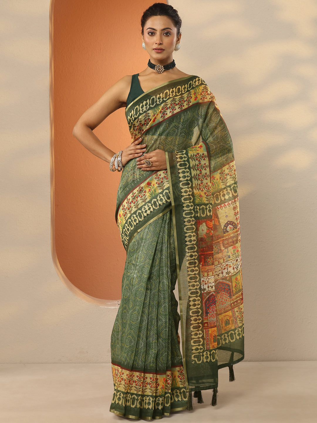 Green Printed Silk Blend Saree With Unstitched Blouse Piece