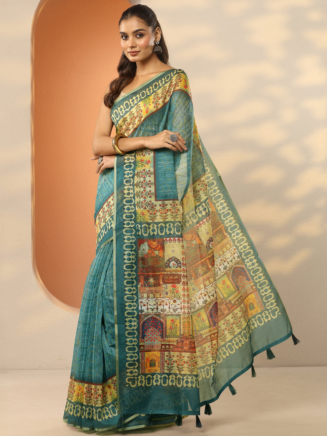 Green Printed Silk Blend Saree With Unstitched Blouse Piece