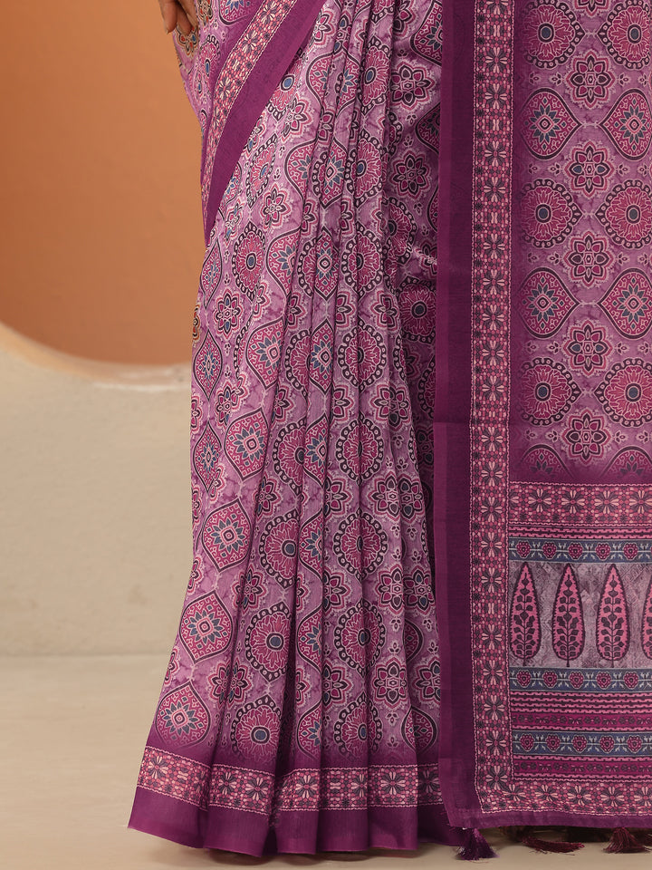 Pink Printed Silk Blend Saree With Unstitched Blouse Piece