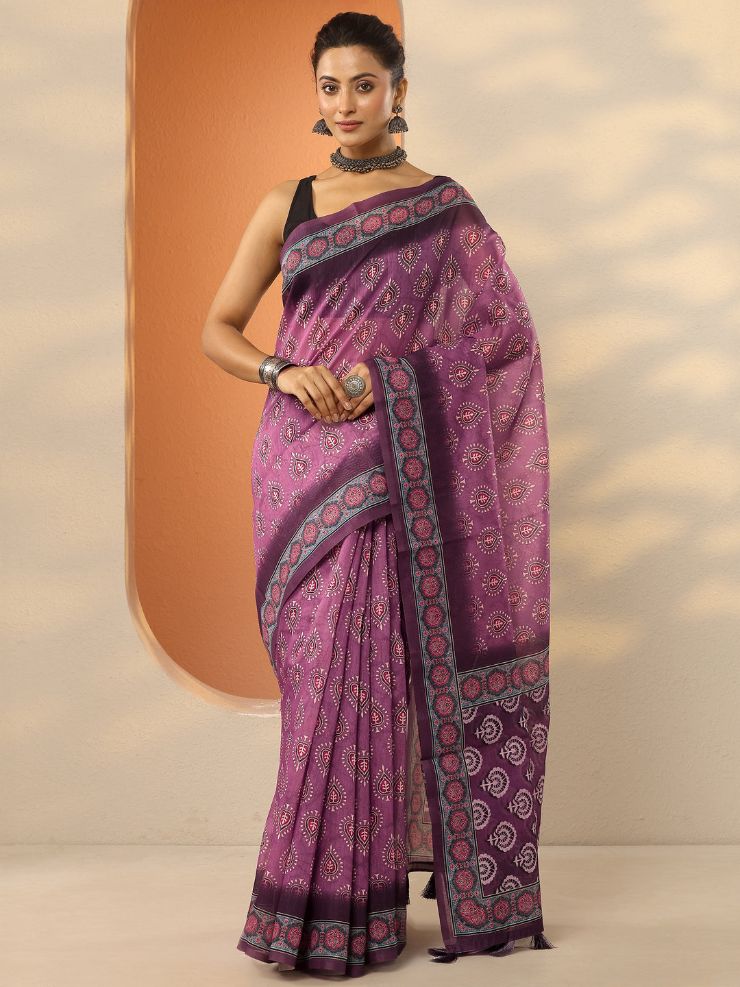 Mauve Printed Silk Blend Saree With Unstitched Blouse Piece