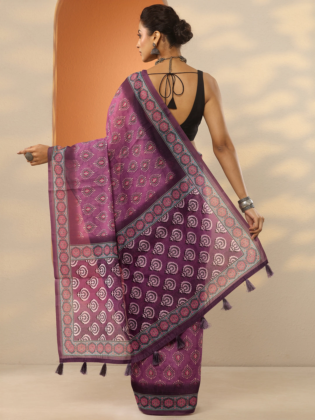 Mauve Printed Silk Blend Saree With Unstitched Blouse Piece