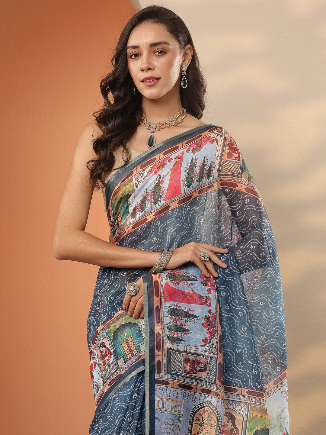 Grey Bandhani Printed Silk Blend Saree With Unstitched Blouse Piece