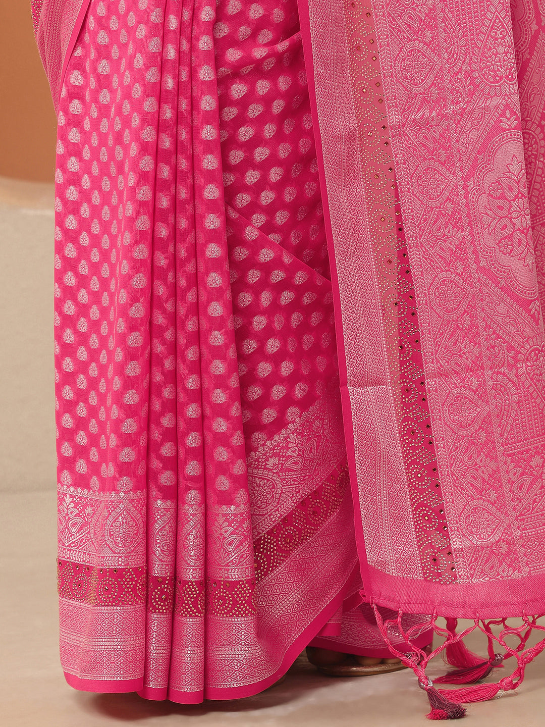 Pink Woven Design Pure Georgette Saree With Unstitched Blouse Piece