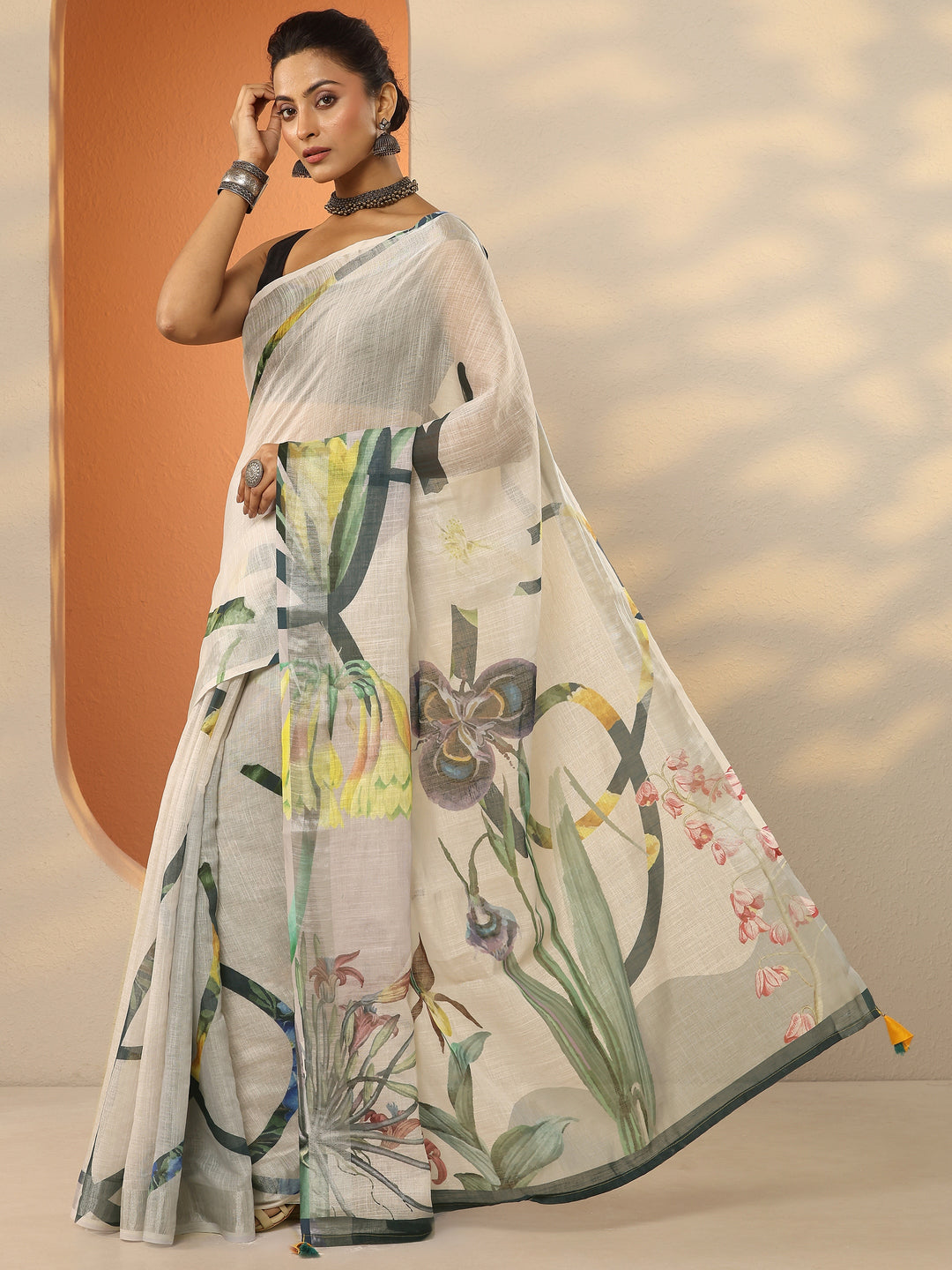 Multi Printed Linen Blend Saree With Unstitched Blouse Piece