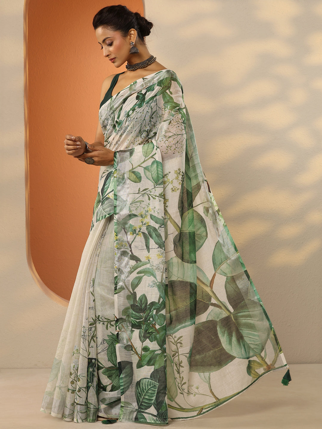 Multi Printed Linen Blend Saree With Unstitched Blouse Piece