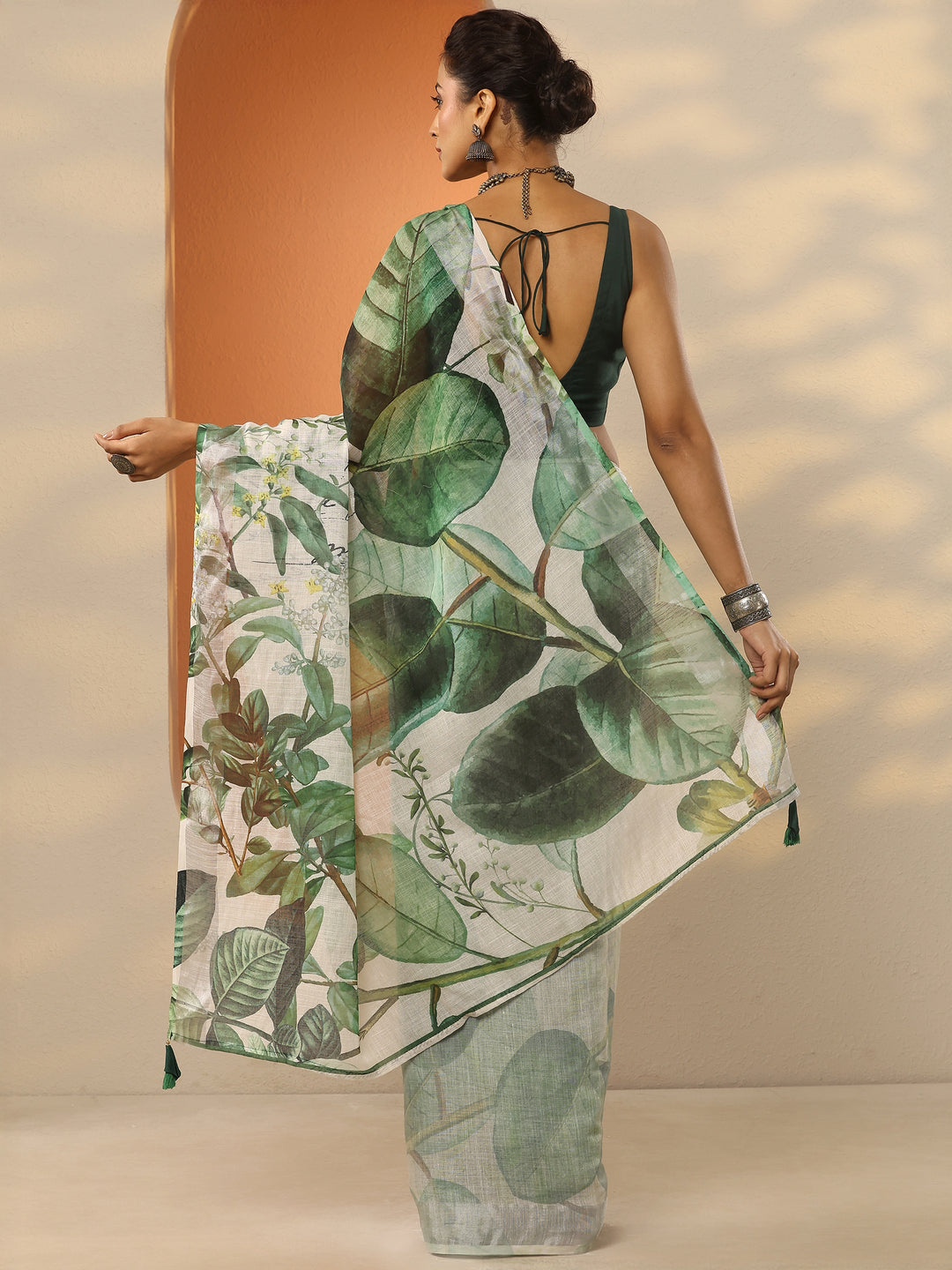 Multi Printed Linen Blend Saree With Unstitched Blouse Piece