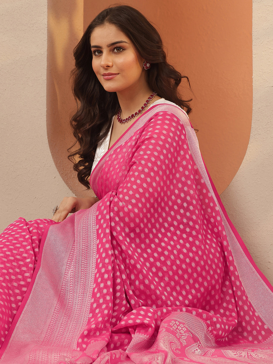 Pink Woven Design Pure Georgette Saree With Unstitched Blouse Piece