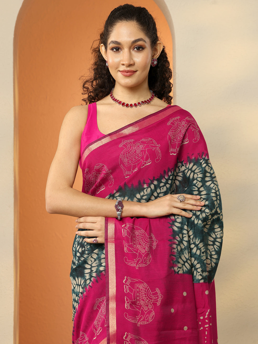 Navy Blue Printed Silk Blend Saree With Unstitched Blouse Piece