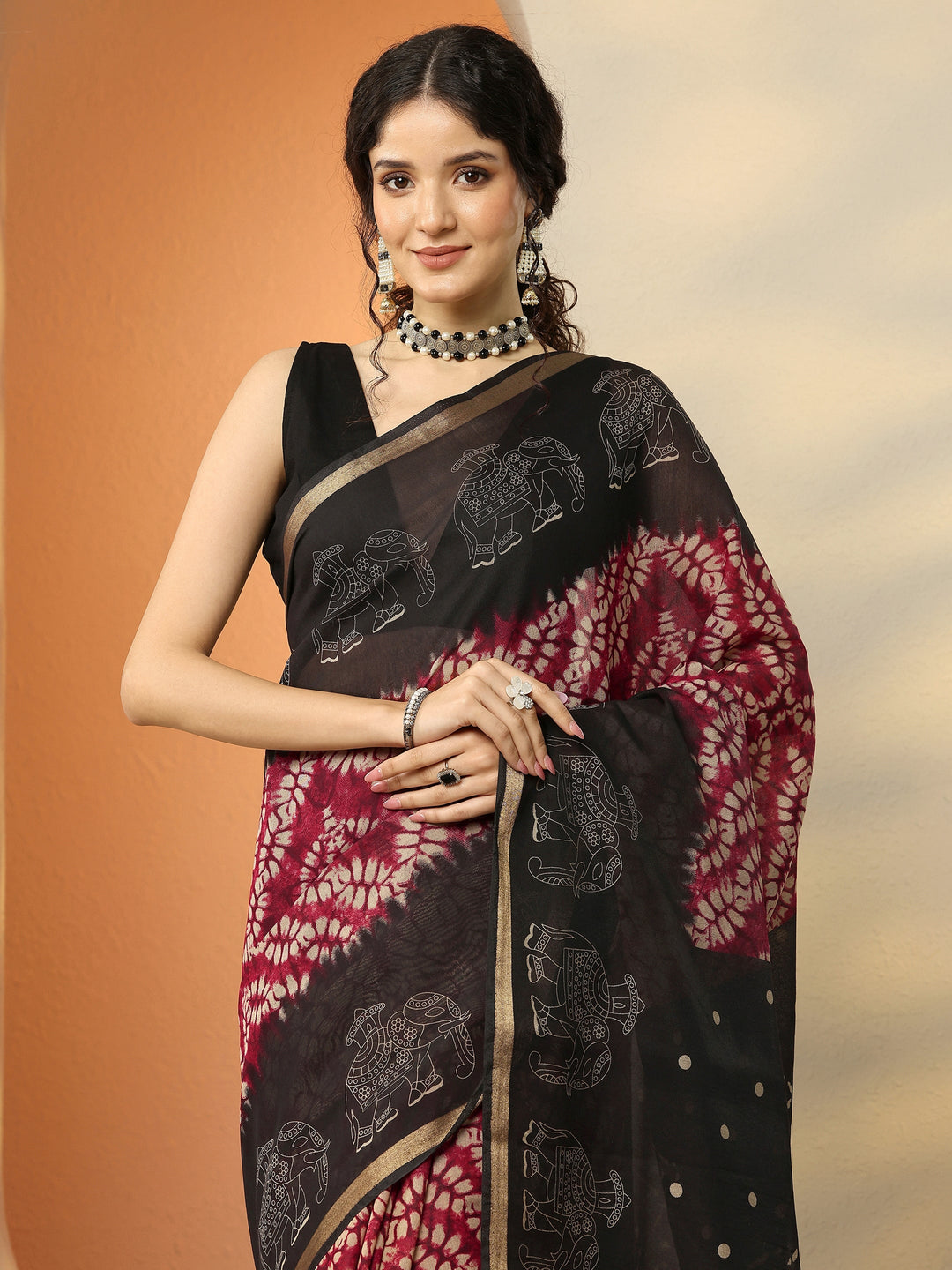 Red Printed Silk Blend Saree With Unstitched Blouse Piece