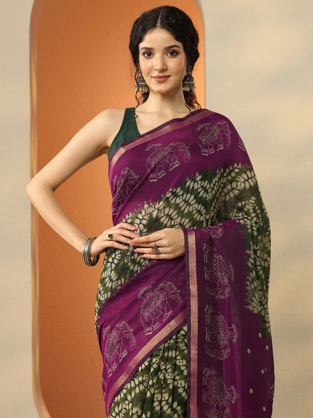 Green Printed Silk Blend Saree With Unstitched Blouse Piece