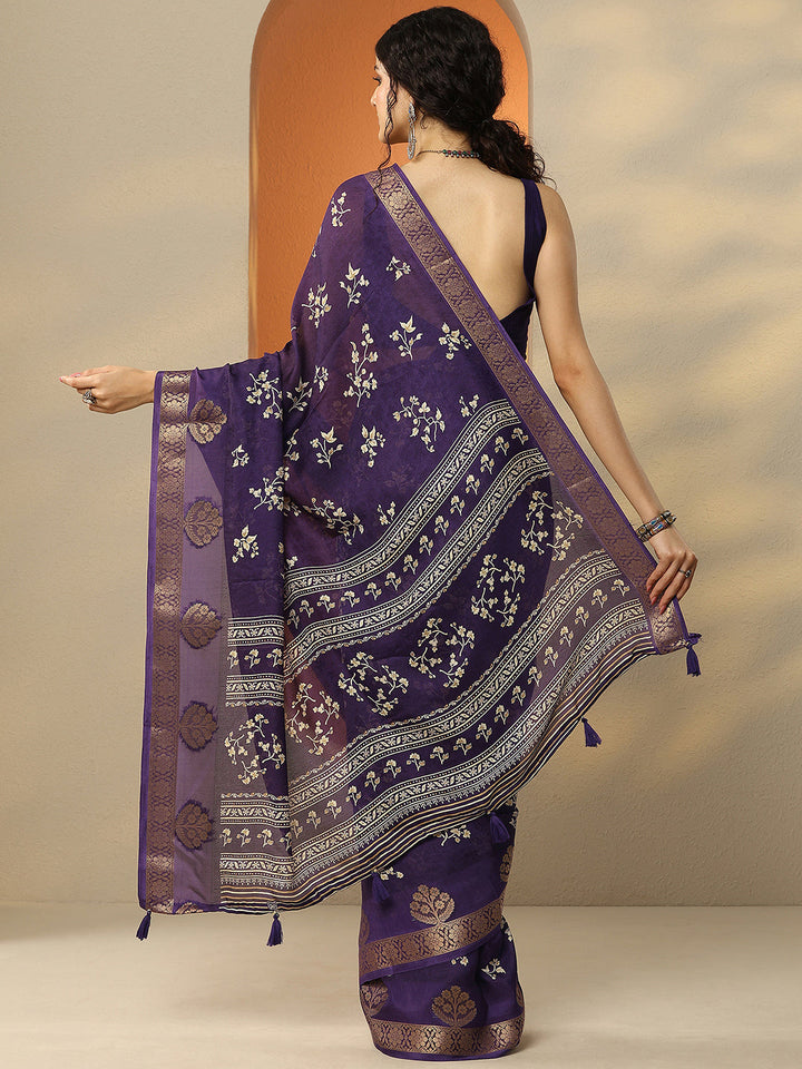 Purple Printed Silk Blend Saree With Unstitched Blouse Piece