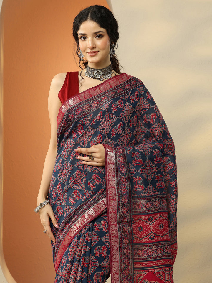 Navy Blue Printed Silk Blend Saree With Unstitched Blouse Piece