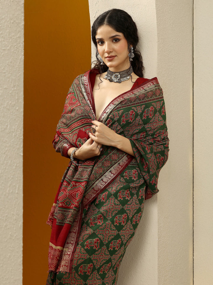 Green Printed Silk Blend Saree With Unstitched Blouse Piece