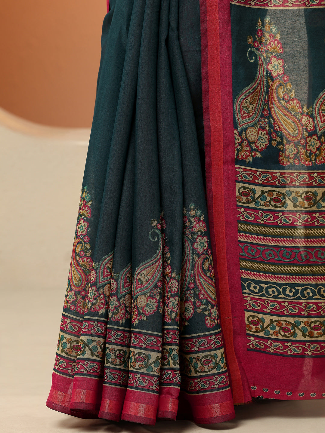 Teal Paisley Printed Silk Blend Saree With Unstitched Blouse Piece