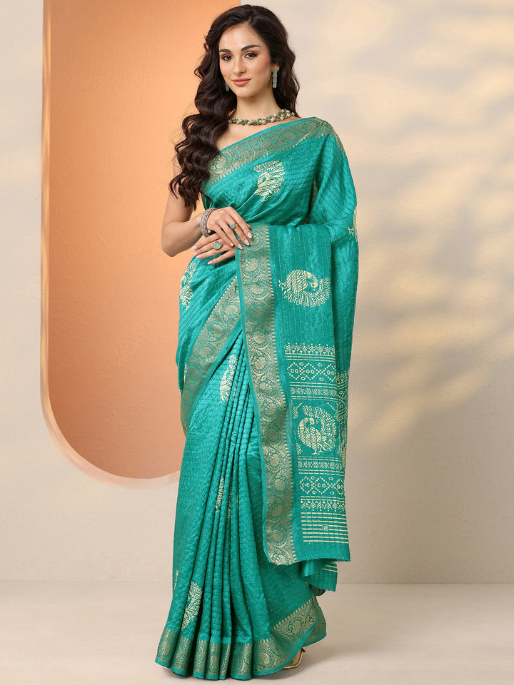 Green Embellished Silk Blend Saree With Unstitched Blouse Piece