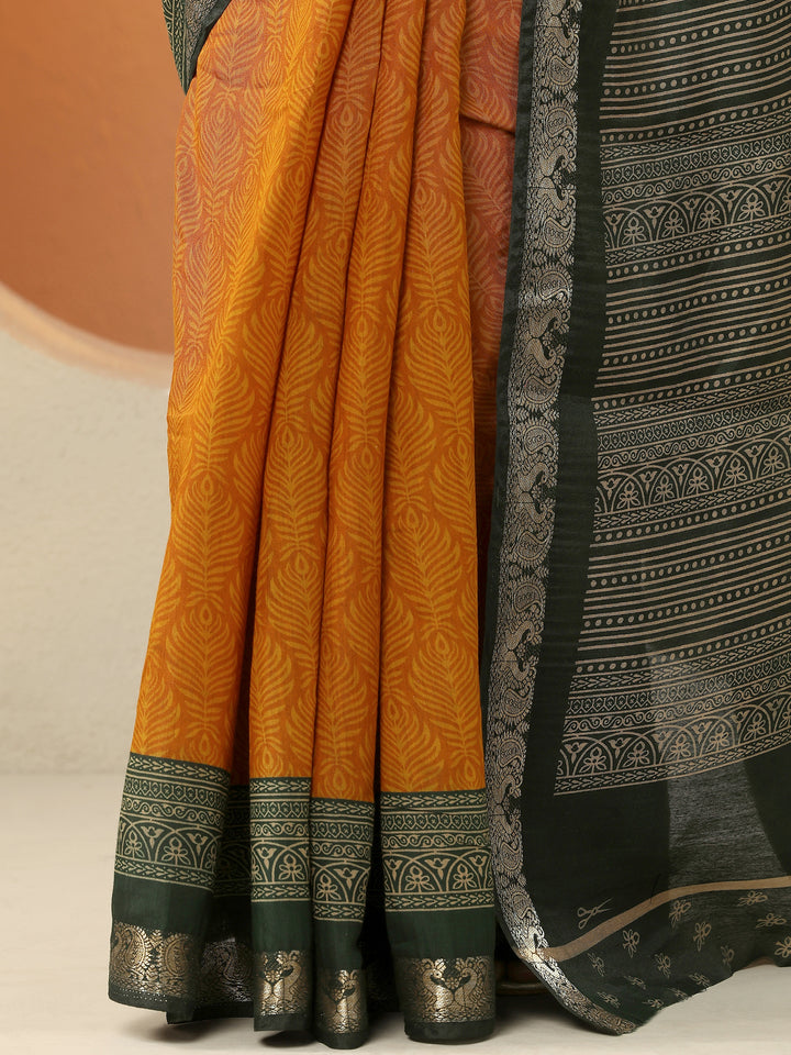 Mustard Printed Silk Blend Saree With Unstitched Blouse Piece