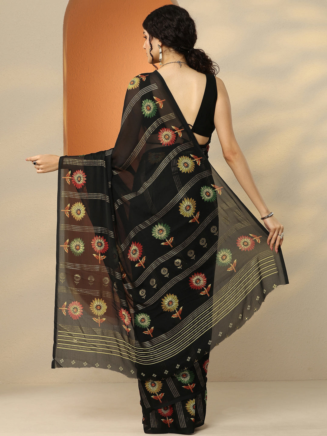 Black Printed Georgette Saree With Unstitched Blouse Piece
