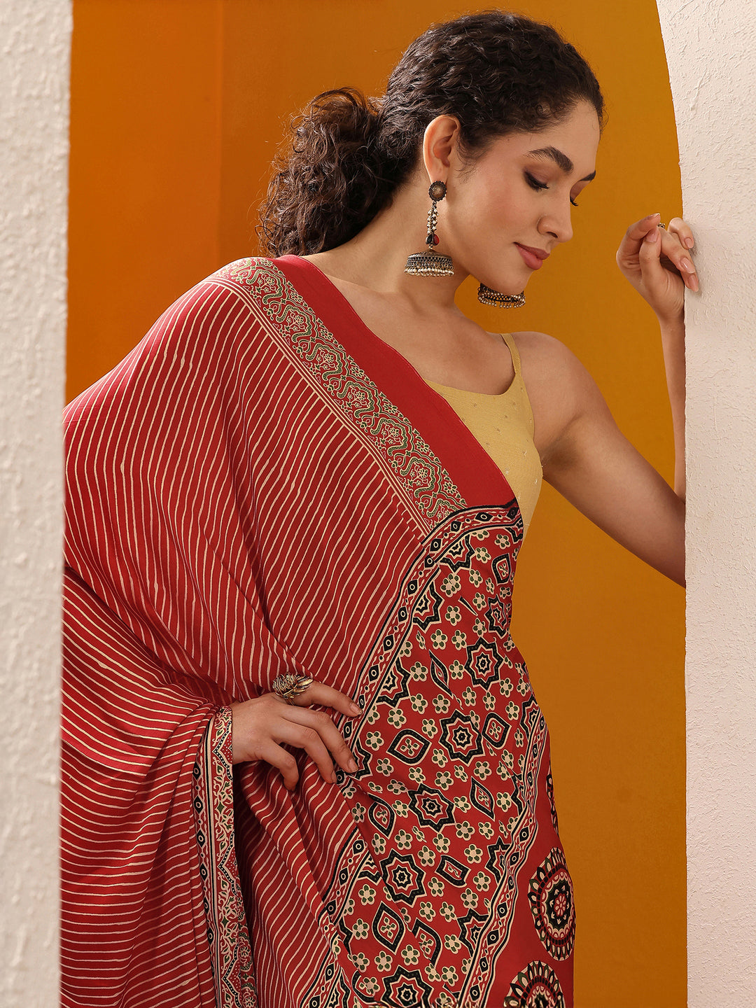 Red Printed Satin Saree With Unstitched Blouse Piece