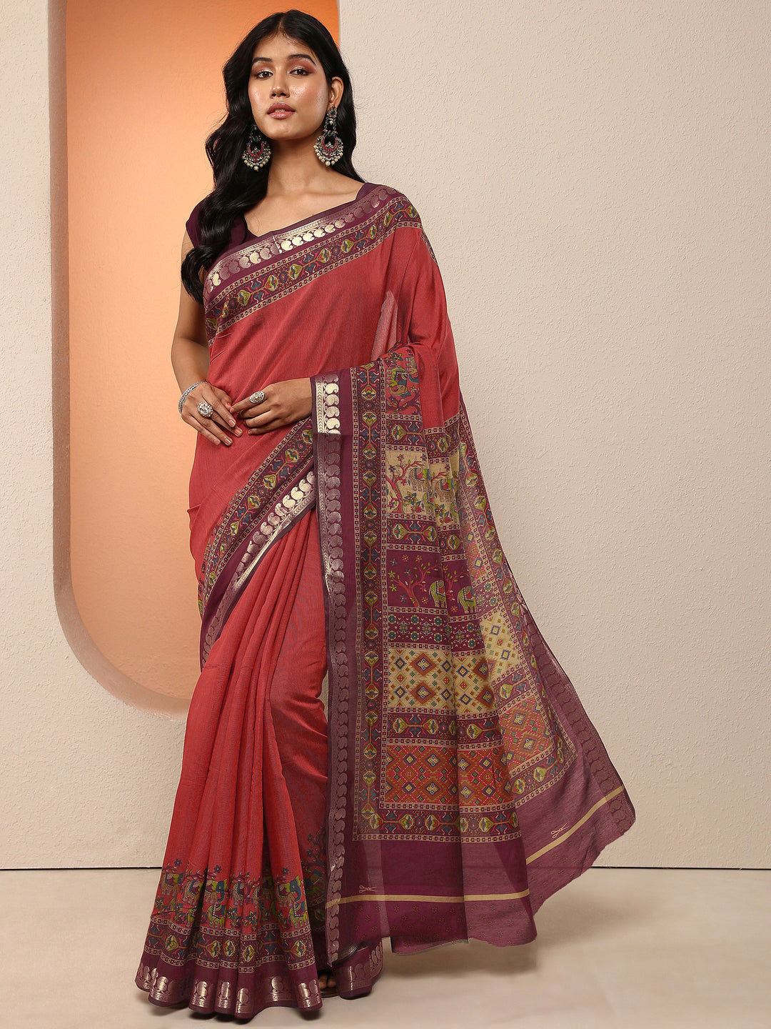 Rust Printed Silk Blend Saree With Unstitched Blouse Piece