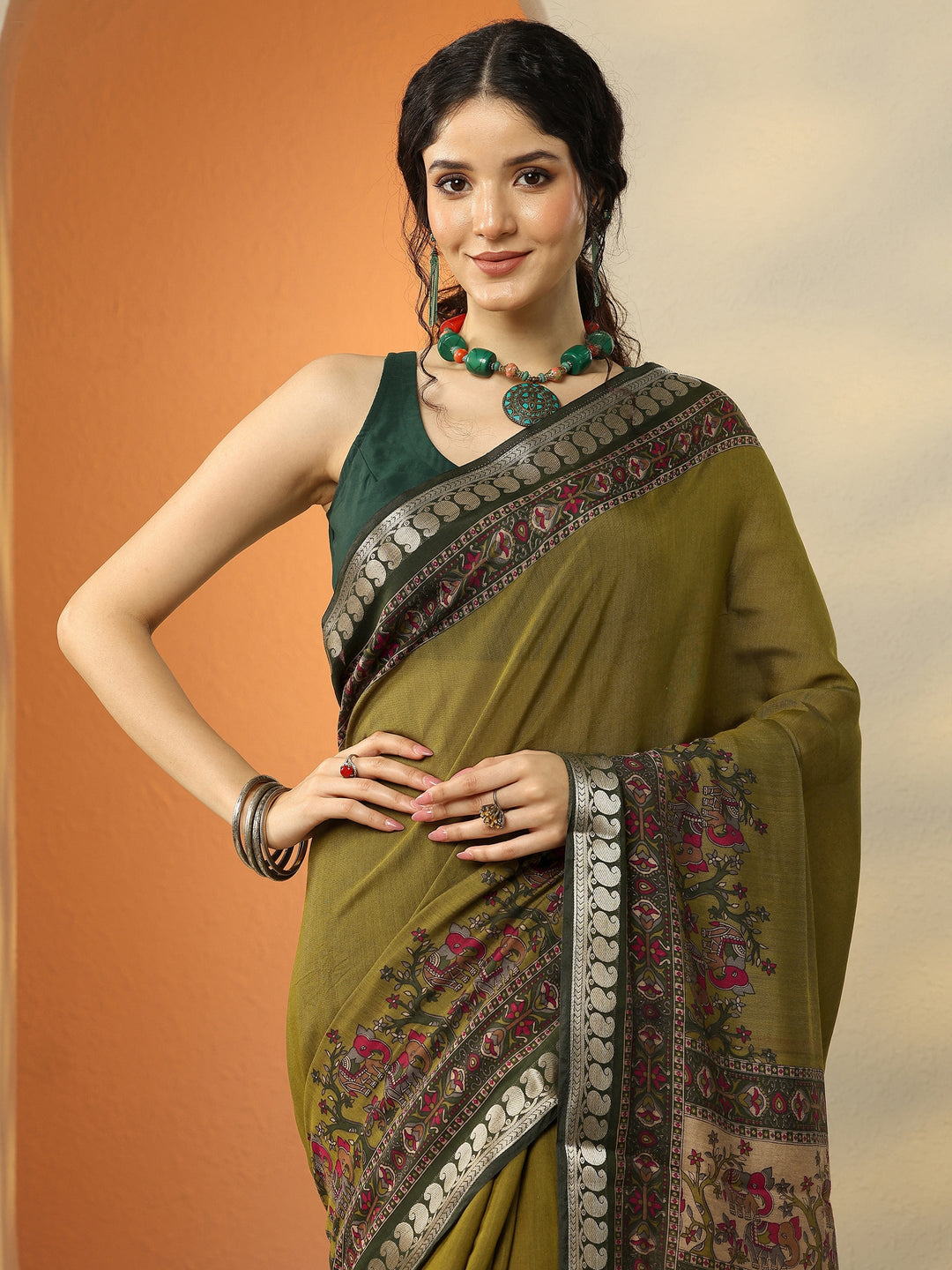 Green Printed Silk Blend Saree With Unstitched Blouse Piece