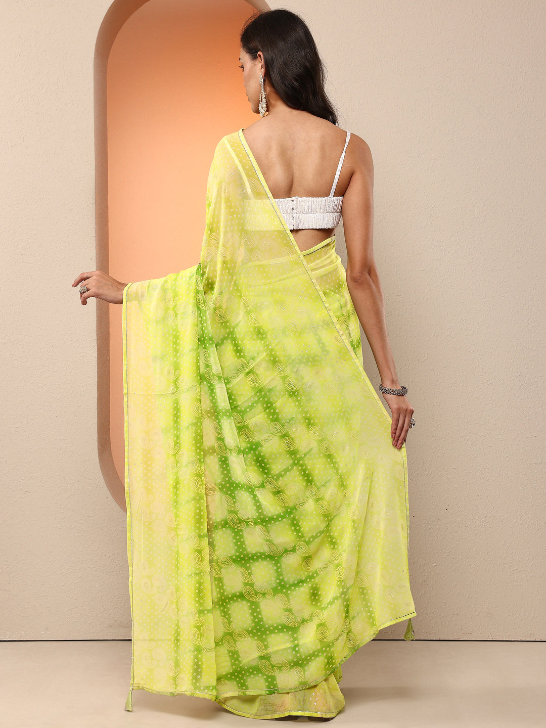 Green Bandhani Printed Georgette Saree With Unstitched Blouse Piece