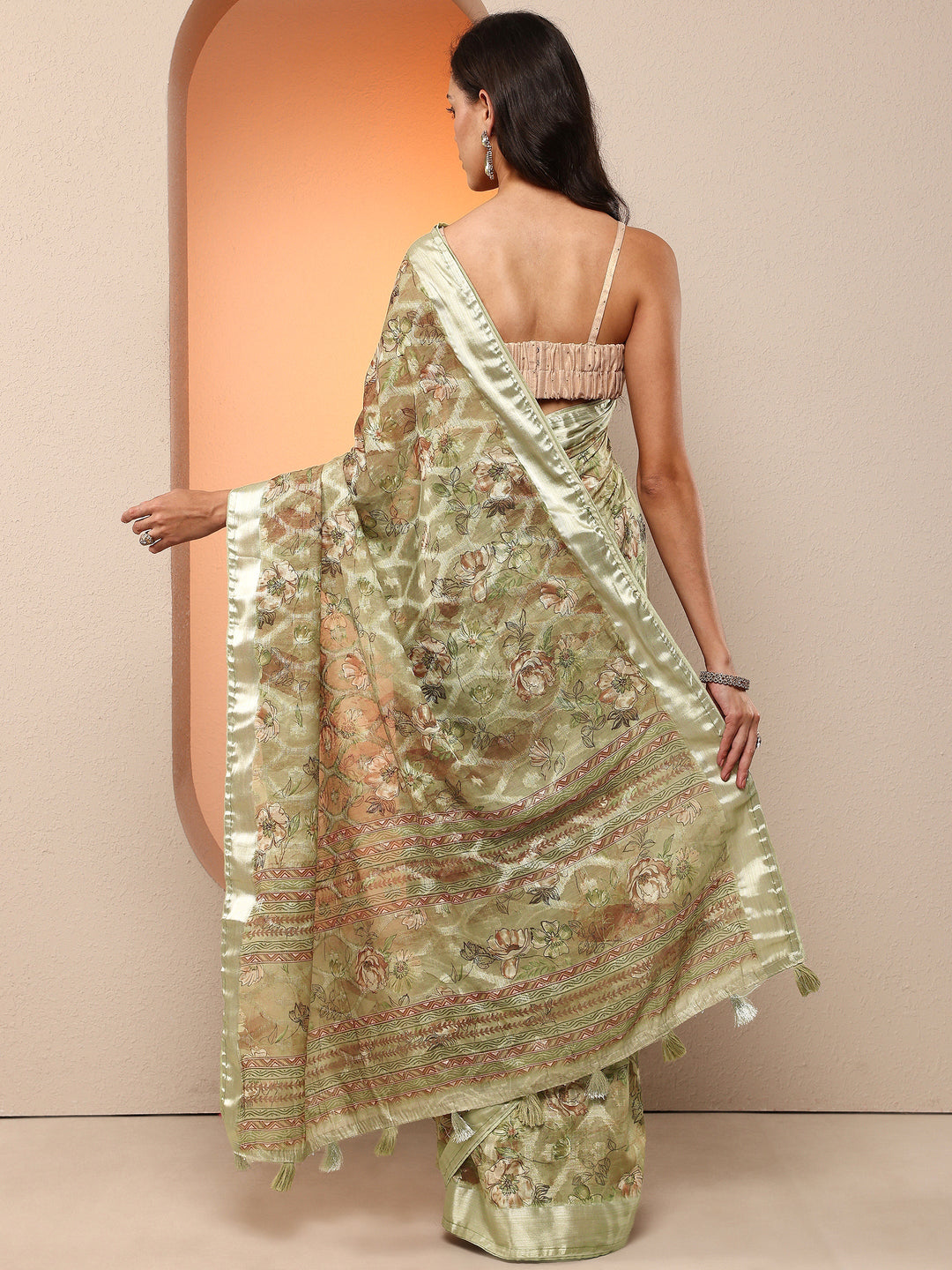 Green Printed Silk Blend Saree With Unstitched Blouse Piece