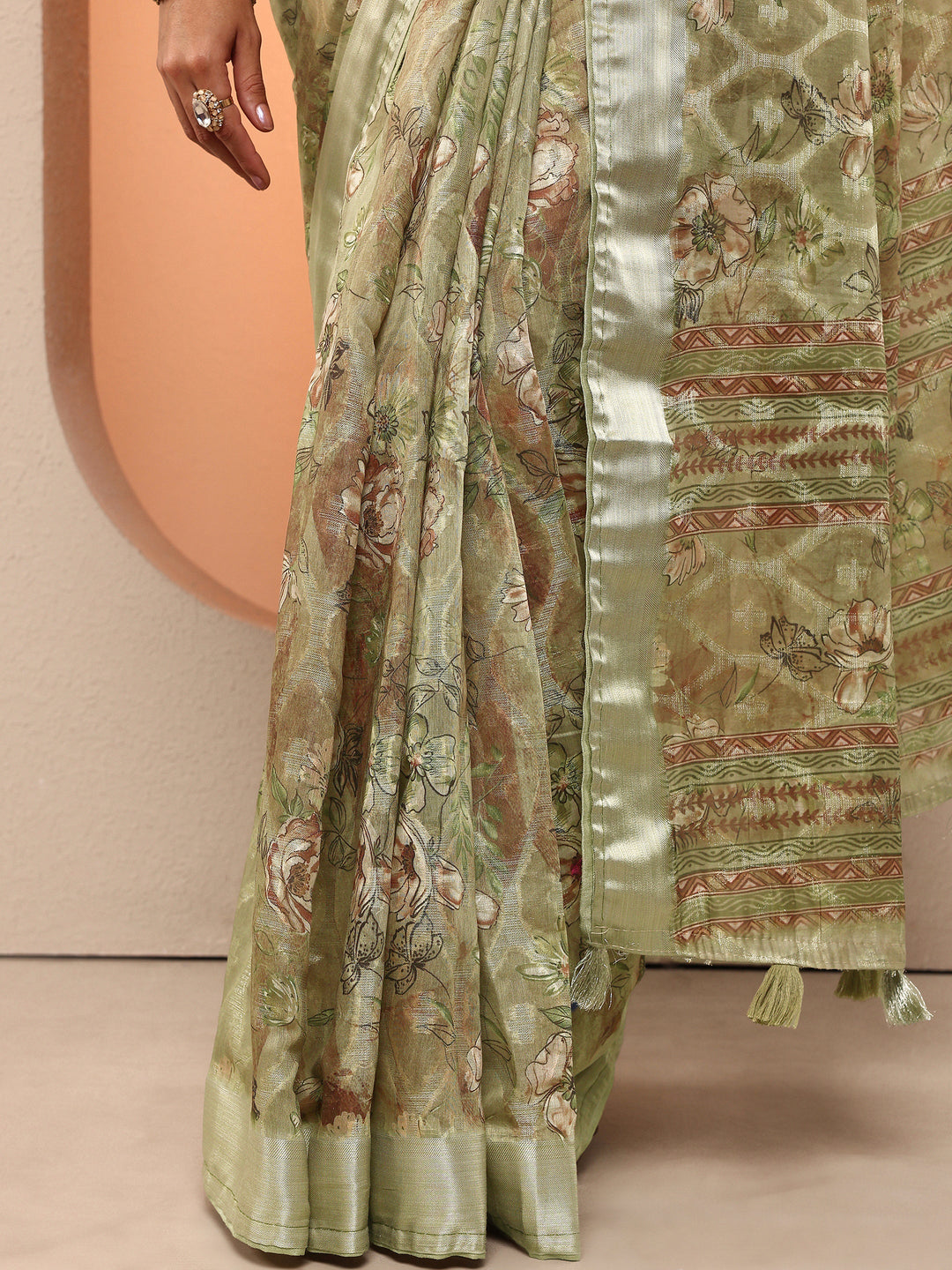 Green Printed Silk Blend Saree With Unstitched Blouse Piece