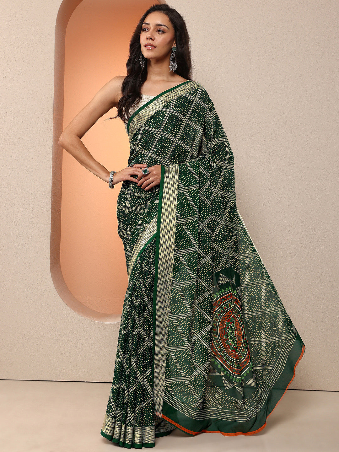 Green Bandhani Printed Georgette Saree With Unstitched Blouse Piece