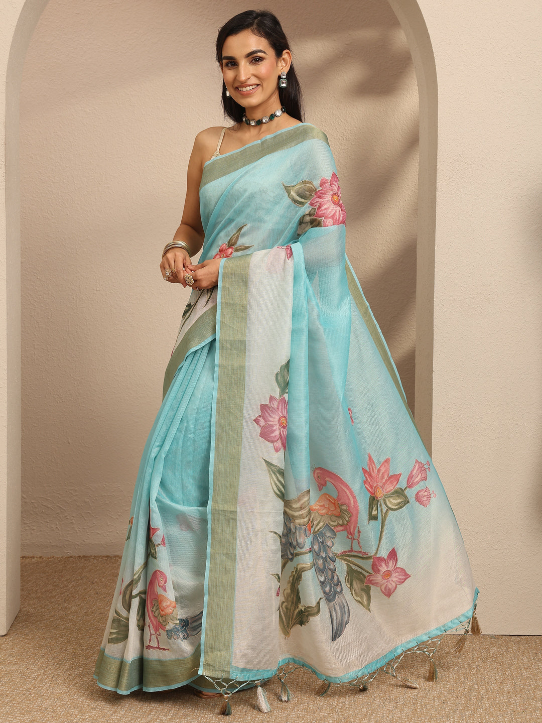 Blue Embellished Silk Blend Saree With Unstitched Blouse Piece
