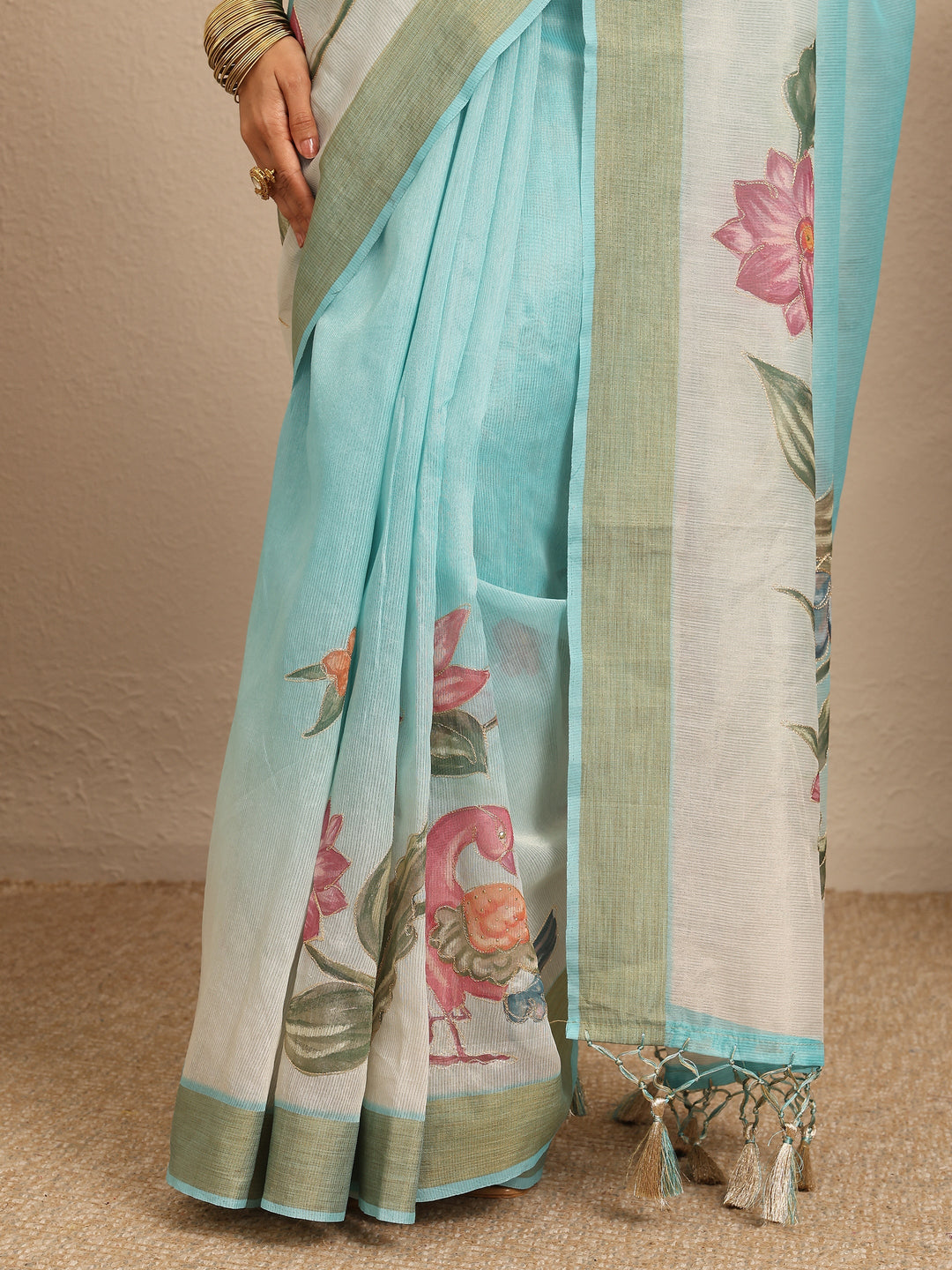 Blue Embellished Silk Blend Saree With Unstitched Blouse Piece