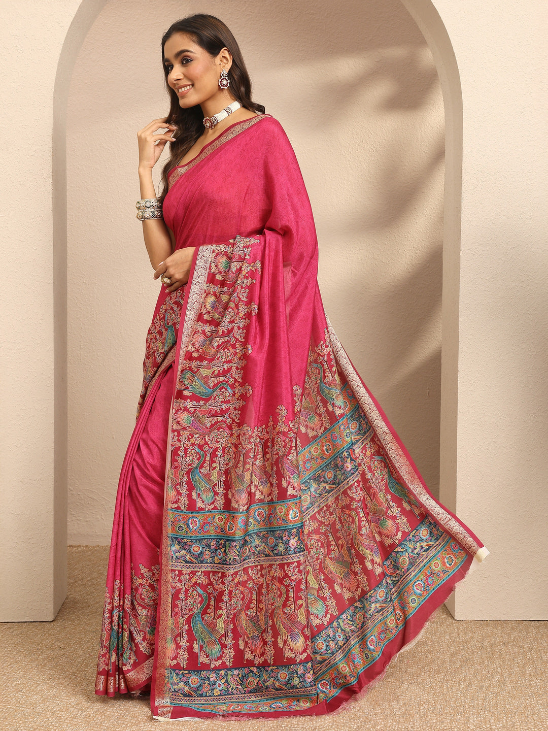 Pink Printed Silk Blend Saree With Unstitched Blouse Piece